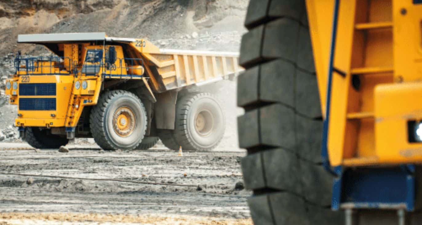 Grasas en equipos pesados: importancia, mitos y recomendaciones